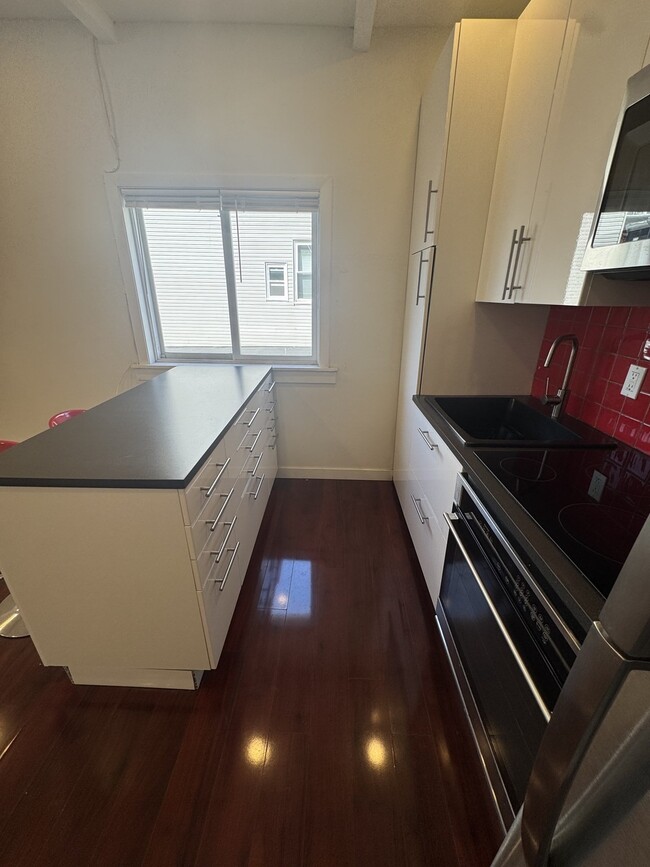 Photo - 70 Bennington St Unidad 3
