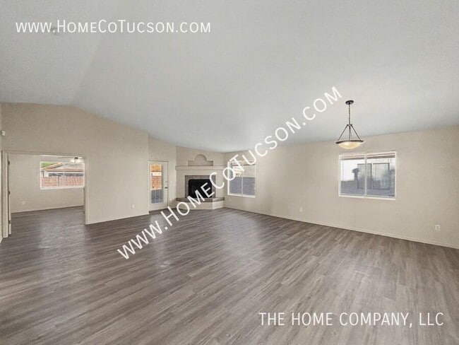 Photo - 2314 Silvergate Pl