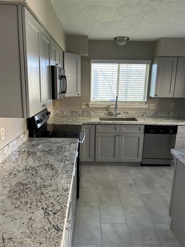 Photo - 3306 Boxelder Dr