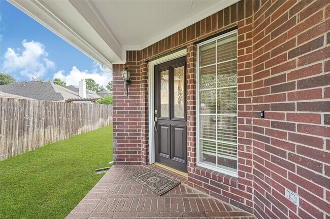 Photo - 2311 Falcon Knoll Ln