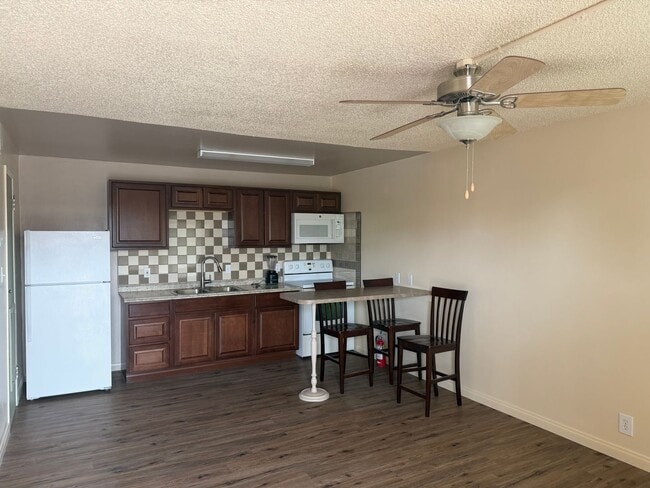 Photo - 3726 Hazelwood St Unit 10