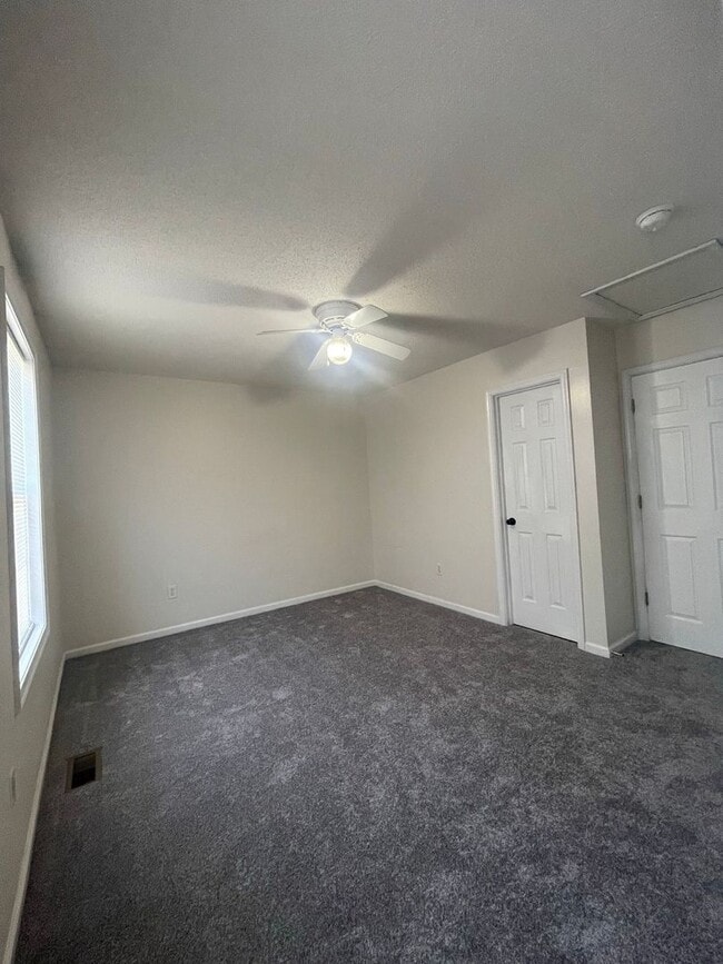 Photo - 1322 Devon Ln