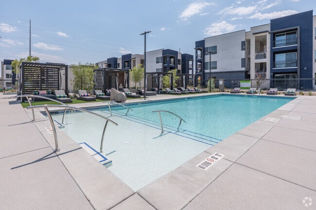 Resort-Style Pool & Spa