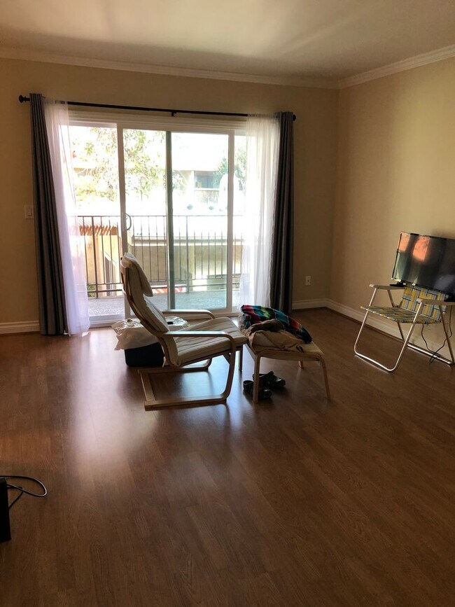 Photo - Near Parkway Plaza - 2 Bedrooms/2 Baths with Central Air Conditioning@ Sunterra Unit 219