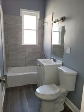 Photo - 6639 S Sangamon St