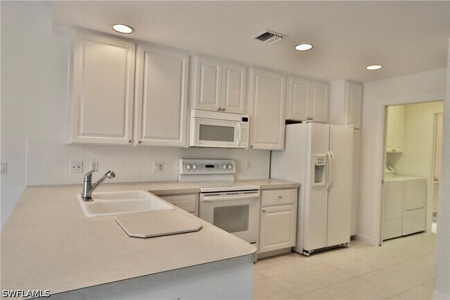 Photo - 6182 Towncenter Cir