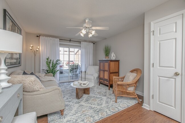 Spacious Living Room - Tennessee Park Apartments