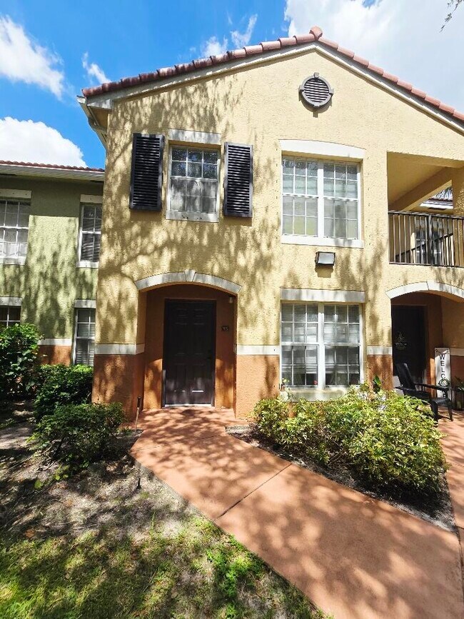 Building Photo - 10294 Fox Trail Rd S Unit 712 Rental