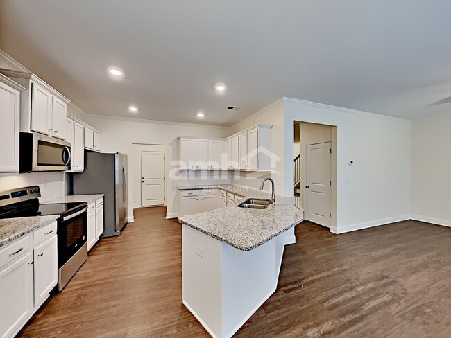 604 Woodall Rd
