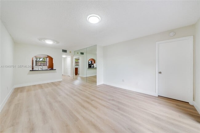 Photo - 14847 SW 104th St Unit 10-203