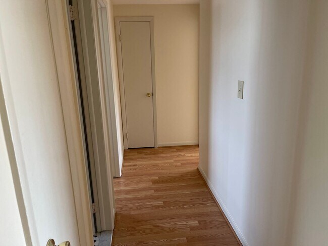 Photo - Lancer Court Apartments