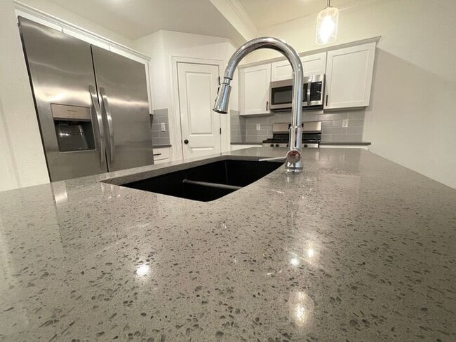 Photo - Gorgeous 3 bedroom / 2/5 bath in Park Hill schools!