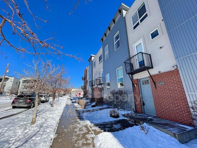 Photo - 2468 Decatur St