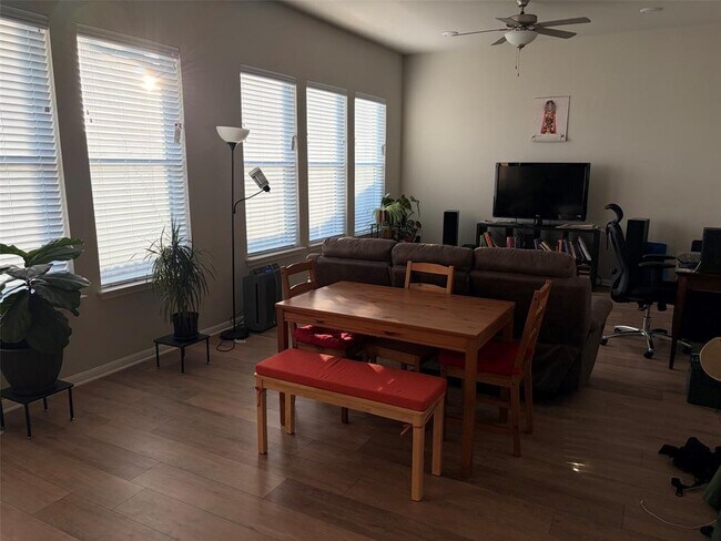Photo - 1020 Vista View Dr