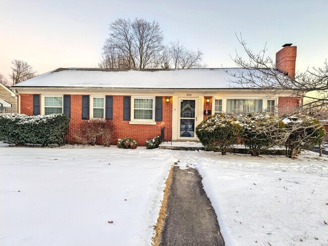 Photo - 1950 Vicksburg Rd House