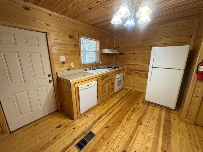 Photo - Quiet & Rustic 2BR/2BA Cabin Quick Drive to MSU – Spring '26 Semester Lease (Some Utilities Inclu...