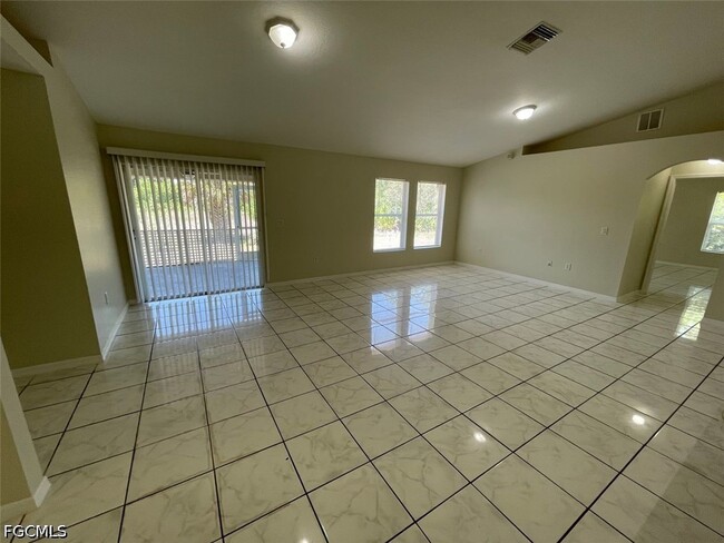 Photo - 1221 Summa Blvd