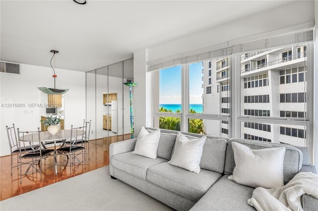 Photo - 4925 Collins Ave Unit 5F