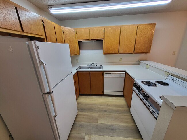 Photo - SUNSET - 409 Unit Apt A
