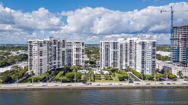 Building Photo - 1801 S Flagler Dr Unit 1105