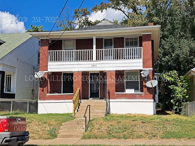 Building Photo - 2513 Date St Unit 2