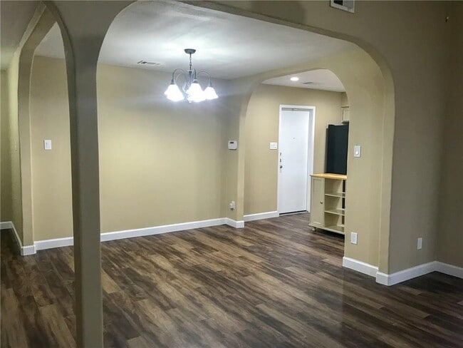 Photo - 10511 Robinwood Cir