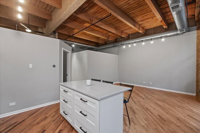 Photo - 215 N Aberdeen St Unit 503B