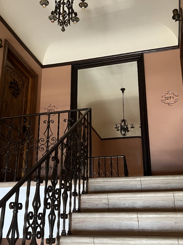 Photo - 325-327 S Detroit St Unit 327