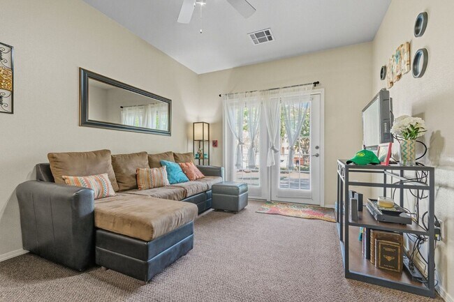 Photo - River Valley Flats