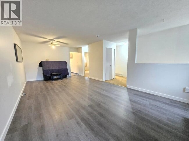 Photo - 1214 Nestor St