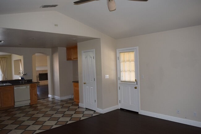 Photo - Spacious 5-Bedroom Home for Rent