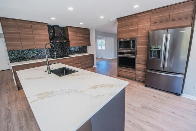 Photo - 1545 W Spruce Ct