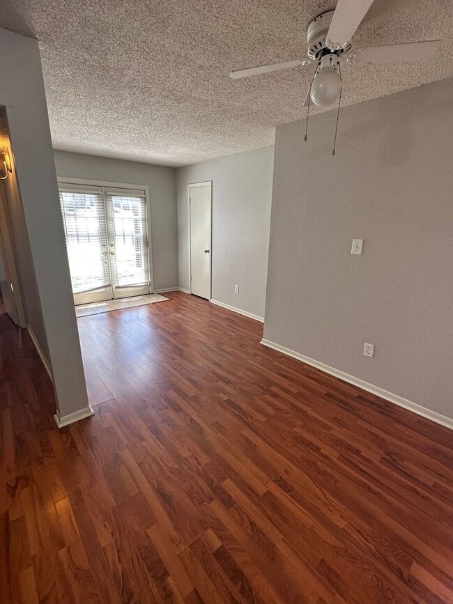 Photo - 1Bd/1Ba Condo located on the Germantown/Memphis Line!