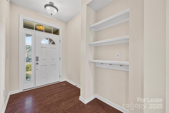 Photo - 1112 Roderick Dr