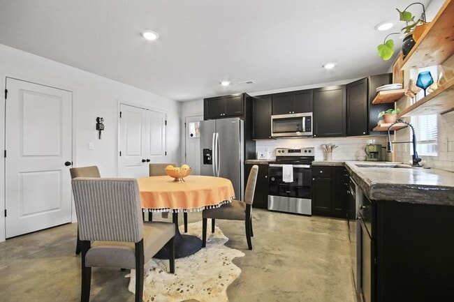 Photo - 208 Third Ave Unit 100