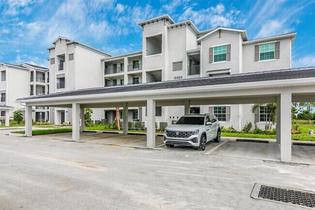 12320 Wellen Golf St Unidad 305