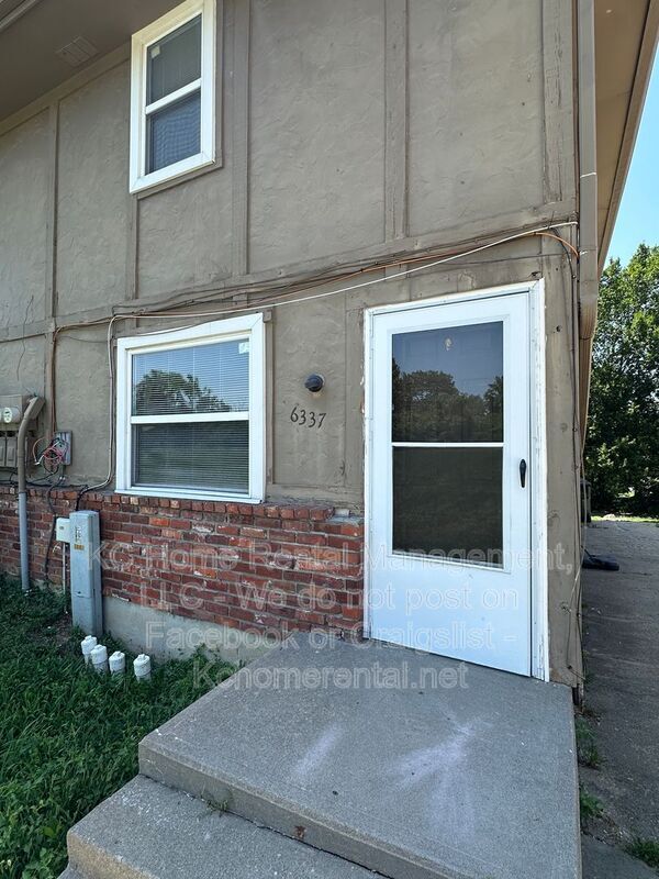 Photo - 6337 N Wyandotte St
