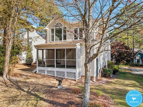 Photo - 1749 Kingston Heath Way