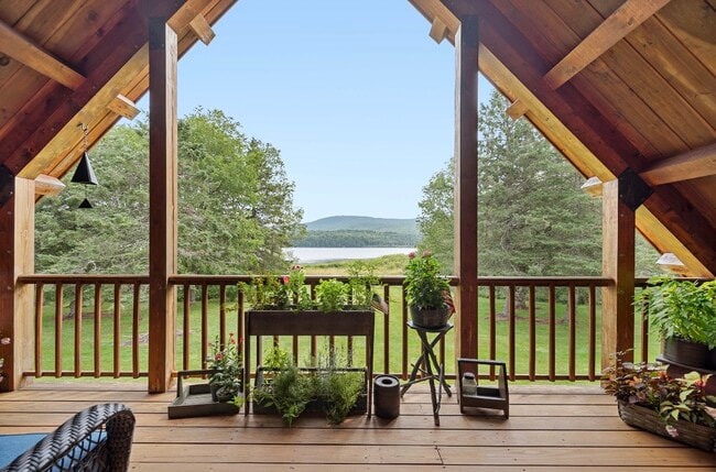 Photo - 77 Flagg Pond Rd