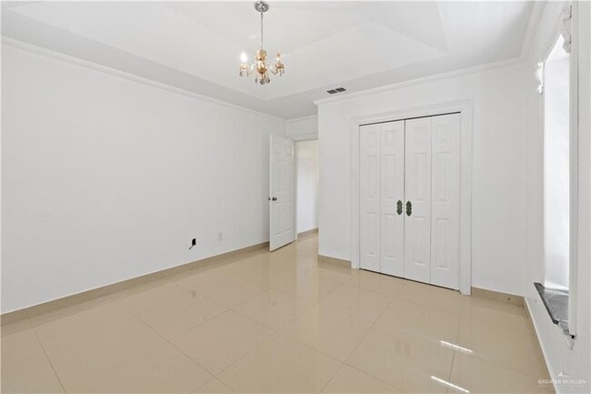 Photo - 21 E St