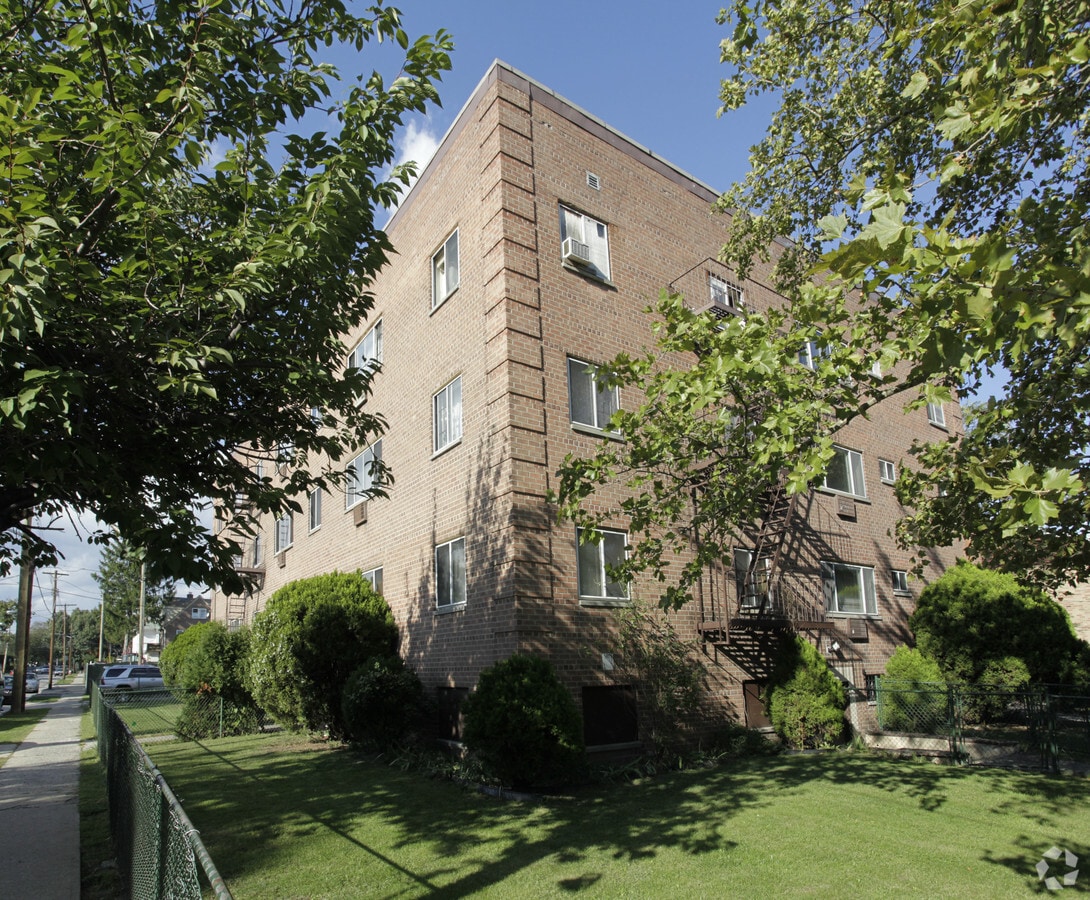 Vernon Arms - Vernon Arms Apartments