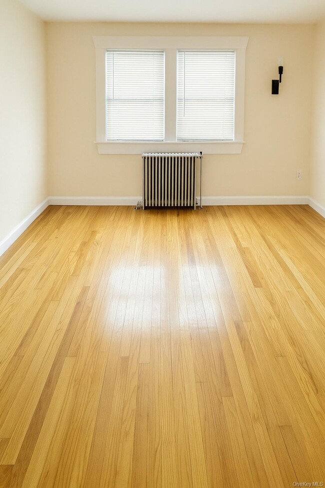 Photo - 560 State Rte 44 55 Unidad E