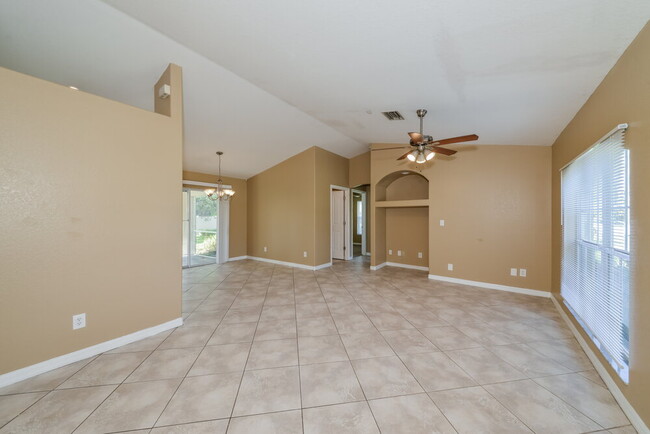 Photo - 4643 Mermell Cir
