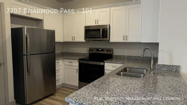 Photo - 7707 Briarwood Pass Unidad 101
