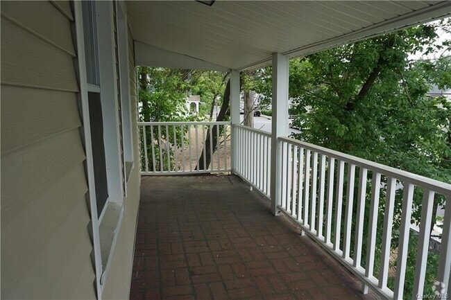 Building Photo - 63 Spring St Rental