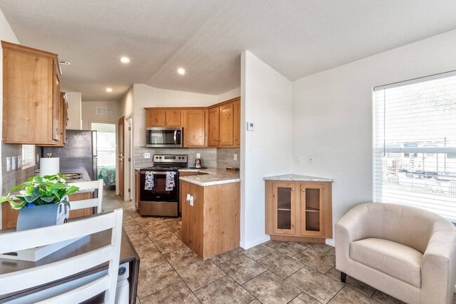 Photo - 124 S 54th St