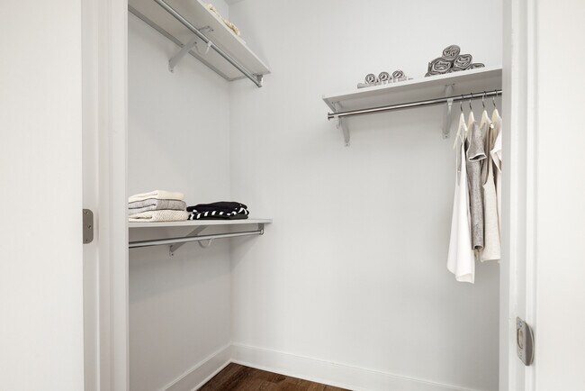 Walk-in Closet