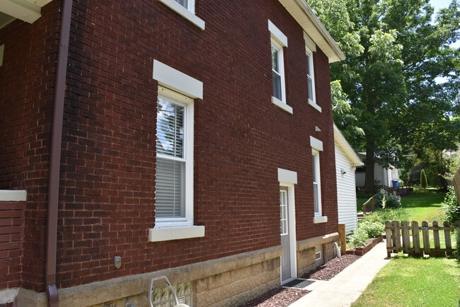 Photo - 618 Walnut St