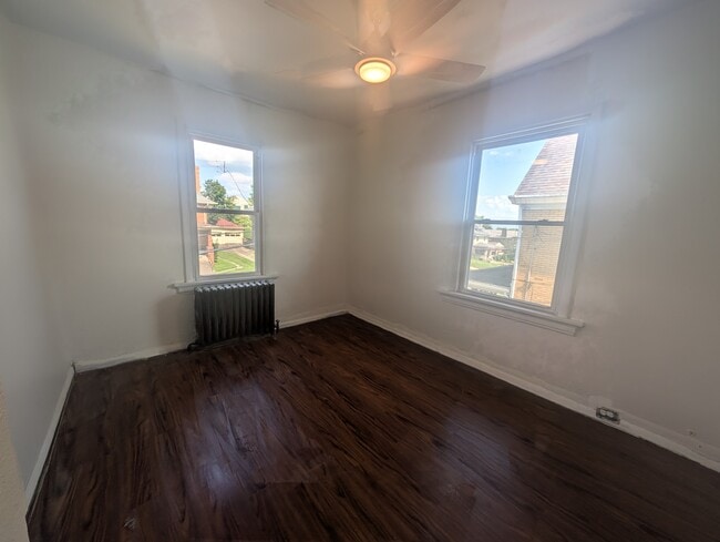 Photo - 500 Fordham Ave Unidad 2