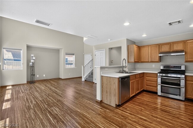 Photo - 10566 Corte Sierra St